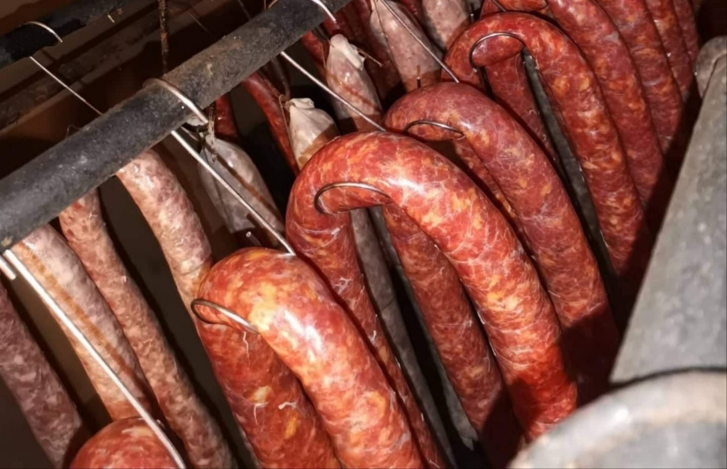 Kobasice na kukama u pušnici