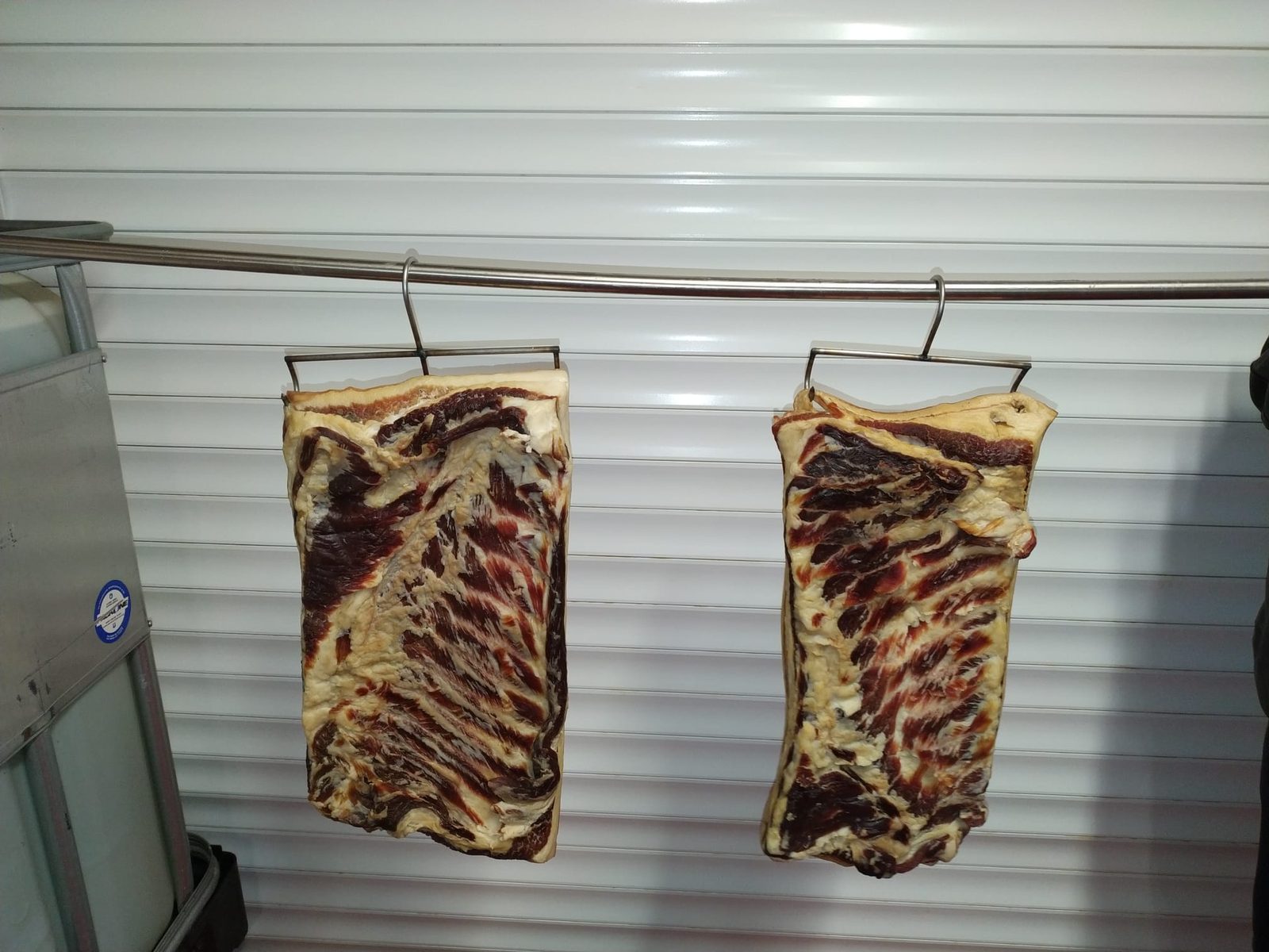 Slanine na vješalima